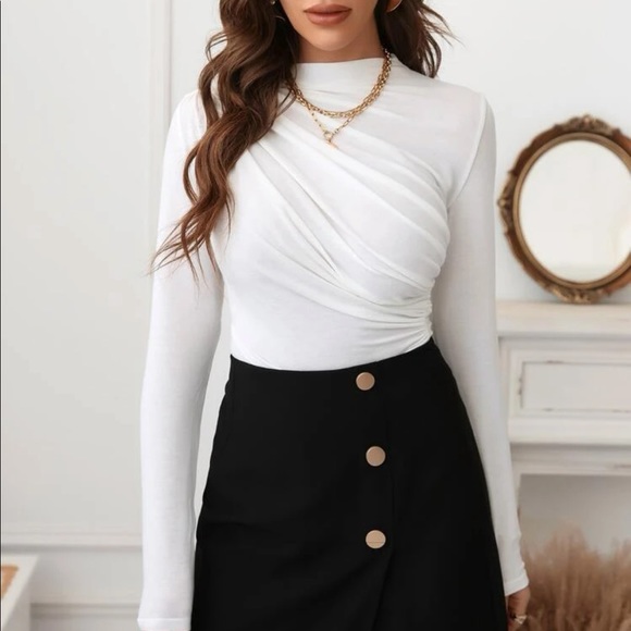 Apricot minimalist ruched blouse - Picture 16 of 16